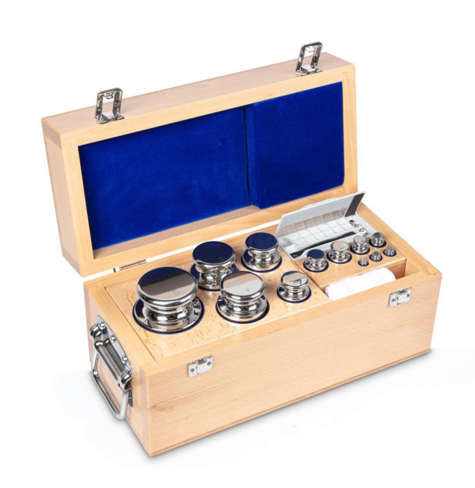 Gewichtssatz E1, Knopfform, im Holzkoffer